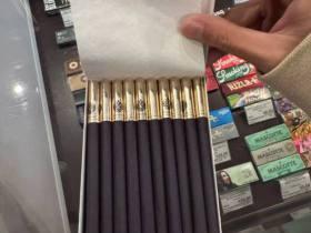 正品小熊猫香烟货源指南：渠道解析与价格对比