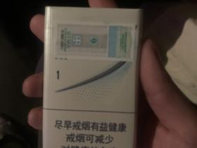 越南代工的香烟是真烟假烟？拆解跨境烟灰色产业链