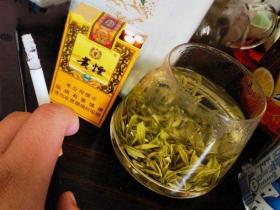 云烟红盒：经典传承与品质体验的完美融合